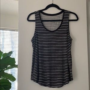 B&W stripe tank